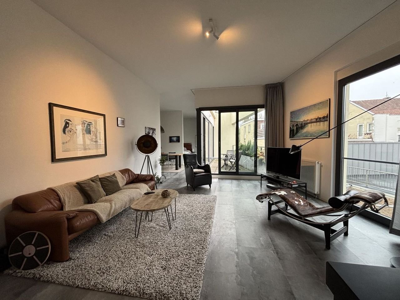 Luxury loft with private elevator and garage in Valkenburg - Image 3