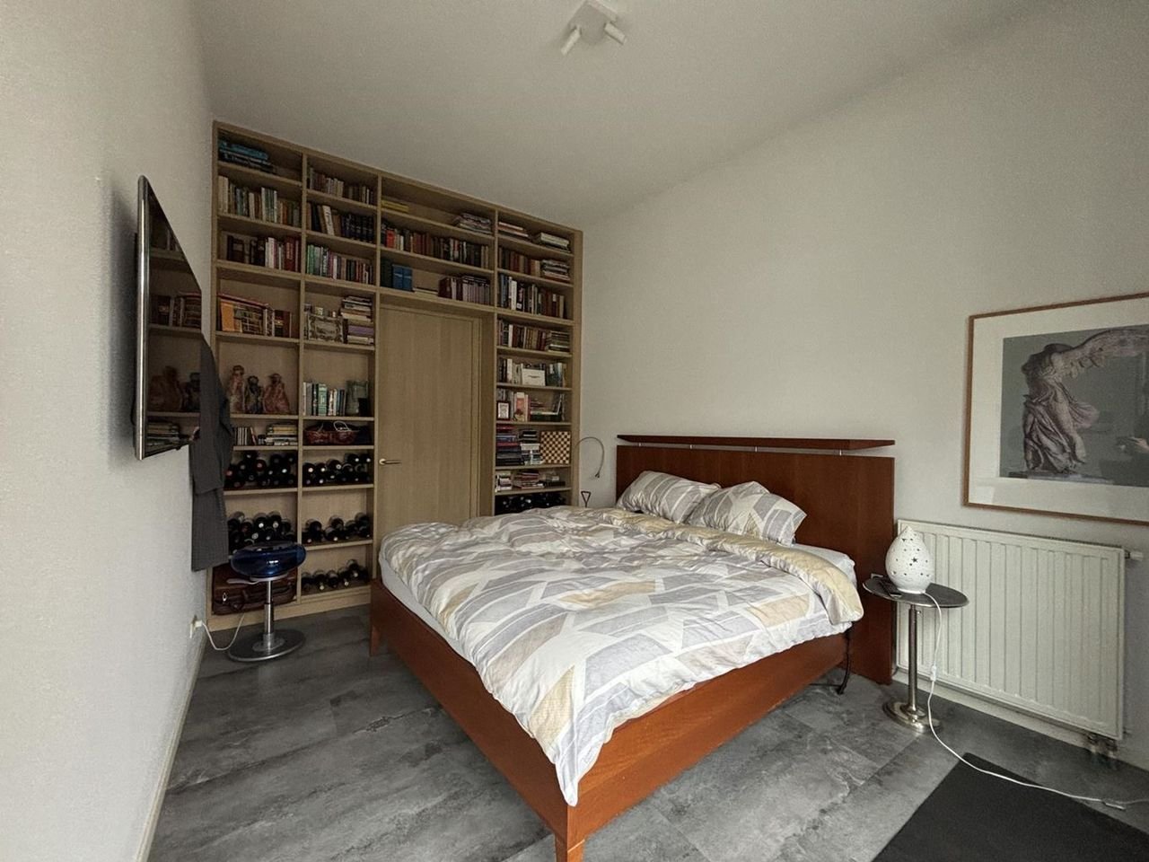 Luxury loft with private elevator and garage in Valkenburg - Image 9