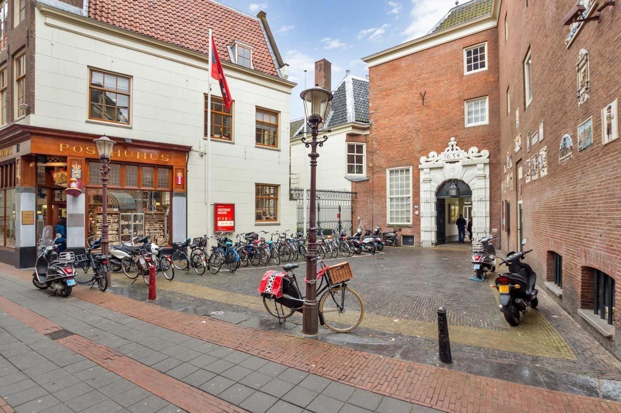 Licht 3-kamer appartement met balkon bij de Dam - Afbeelding 17