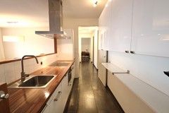 Furnished 2-bedroom apartment at Botersloot - Image 8