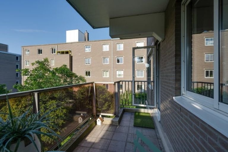 Licht appartement (100m²) met balkon op Zuid - Afbeelding 17