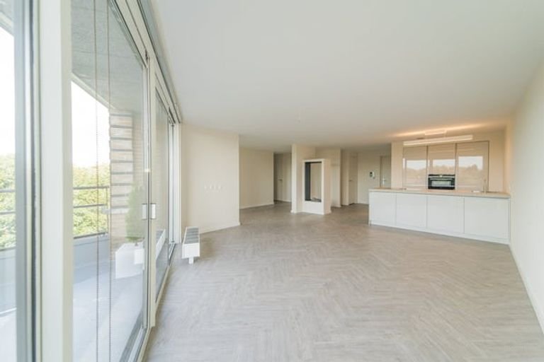 Appartement met uitzicht en parkeerplaats - Afbeelding 2