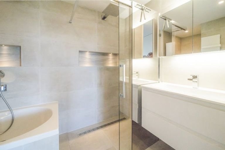 Appartement met uitzicht en parkeerplaats - Afbeelding 18