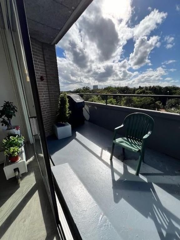 Appartement met uitzicht en parkeerplaats - Afbeelding 23