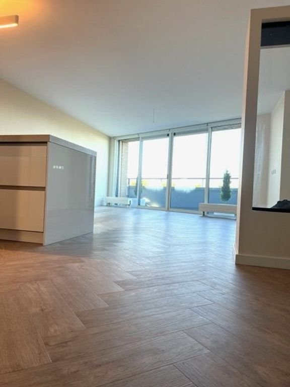 Appartement met uitzicht en parkeerplaats - Afbeelding 3