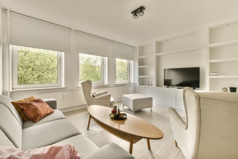 Licht appartement bij Gelderlandplein - Afbeelding 2