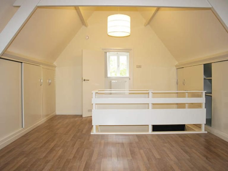 Double Upper House with Terrace in Regentessekwartier - Image 14