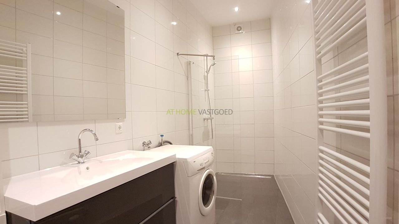 Licht 3-kamerappartement met balkon - Afbeelding 15