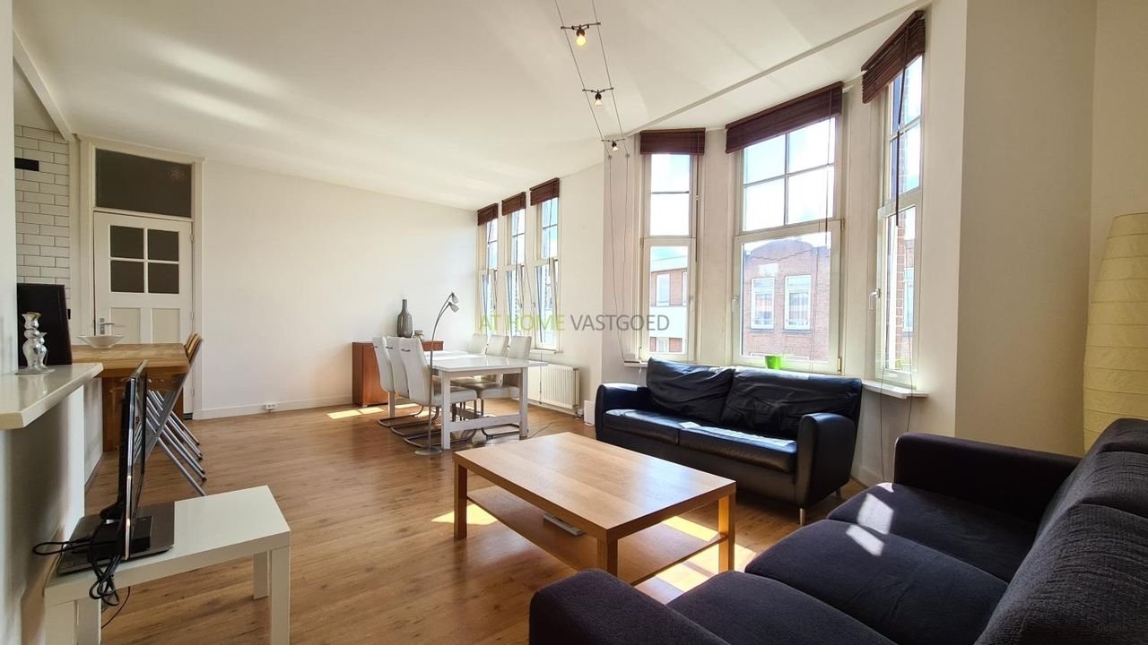 Gemeubileerd appartement met balkon in Nieuwe Westen - Afbeelding 3