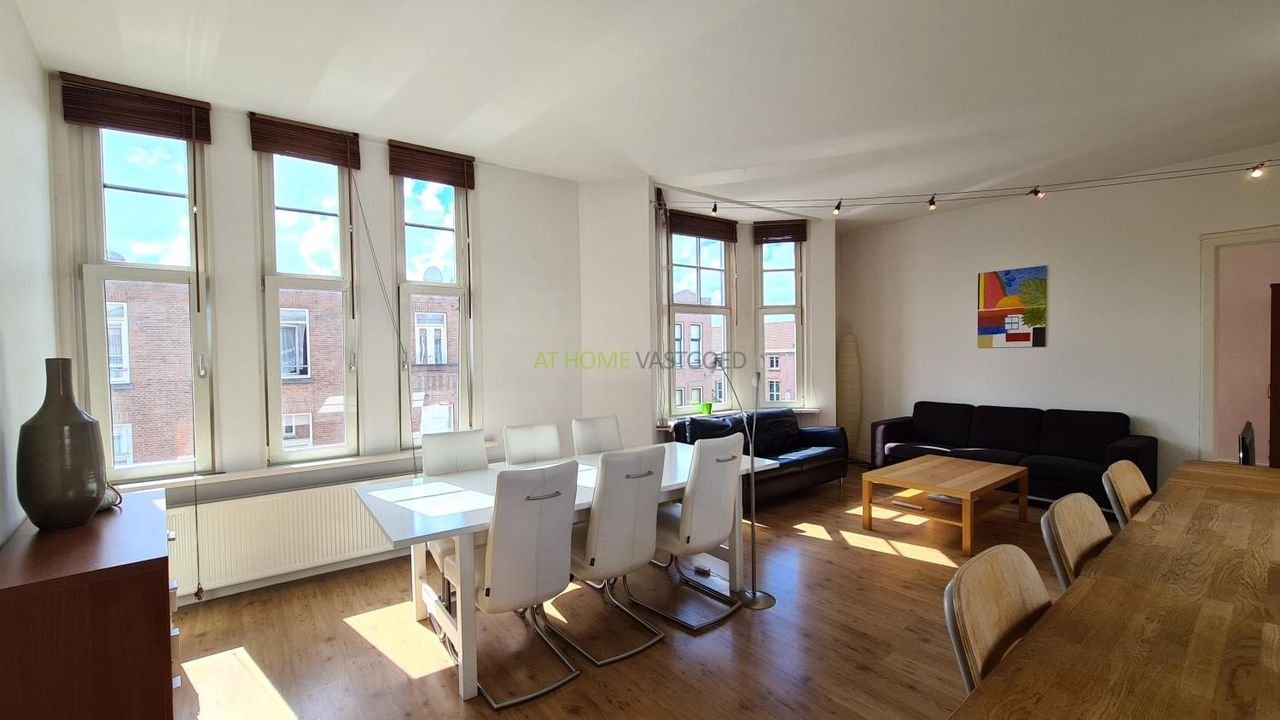 Gemeubileerd appartement met balkon in Nieuwe Westen - Afbeelding 1