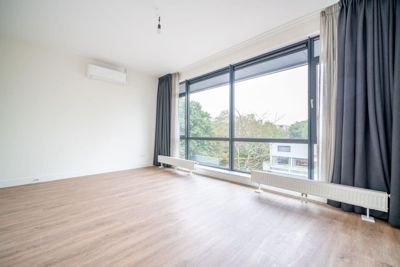 Living above Groenhof with a roof terrace - Image 9