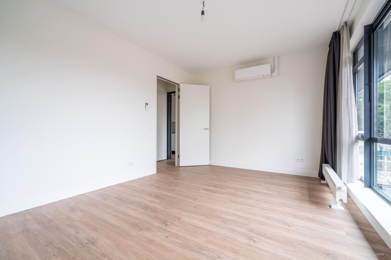 Living above Groenhof with a roof terrace - Image 11