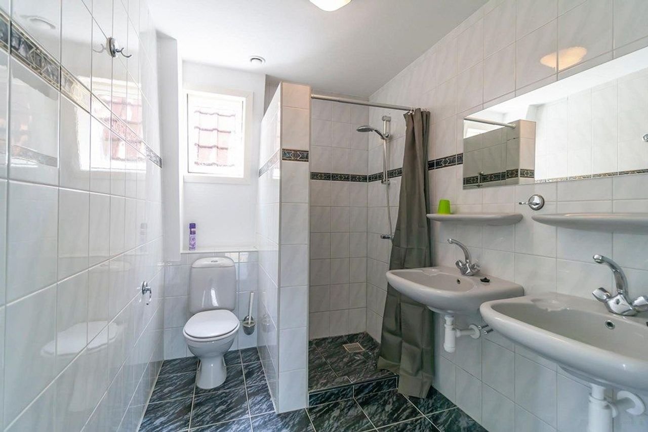 Hoekwoning van 185 m² met tuin en garage in Randwijck - Afbeelding 24