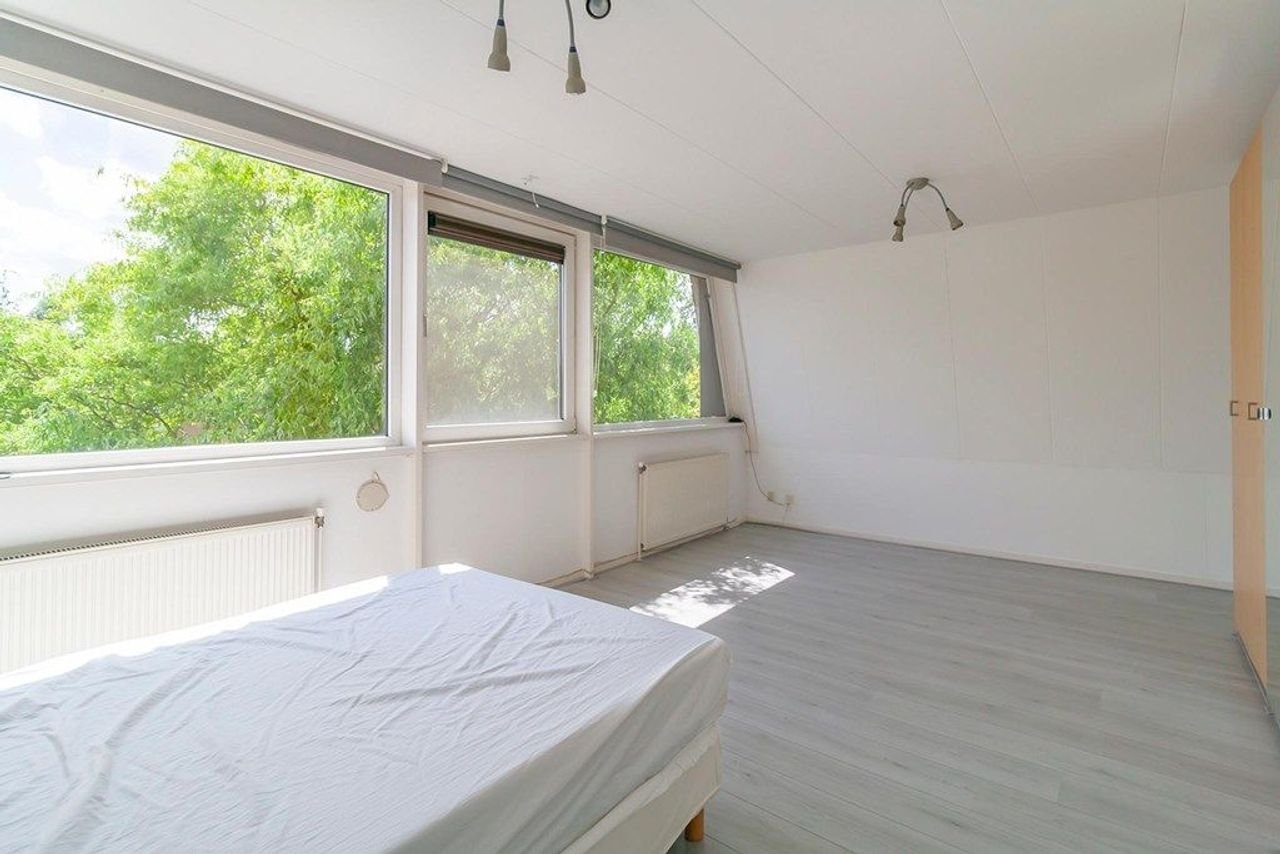 Hoekwoning van 185 m² met tuin en garage in Randwijck - Afbeelding 22