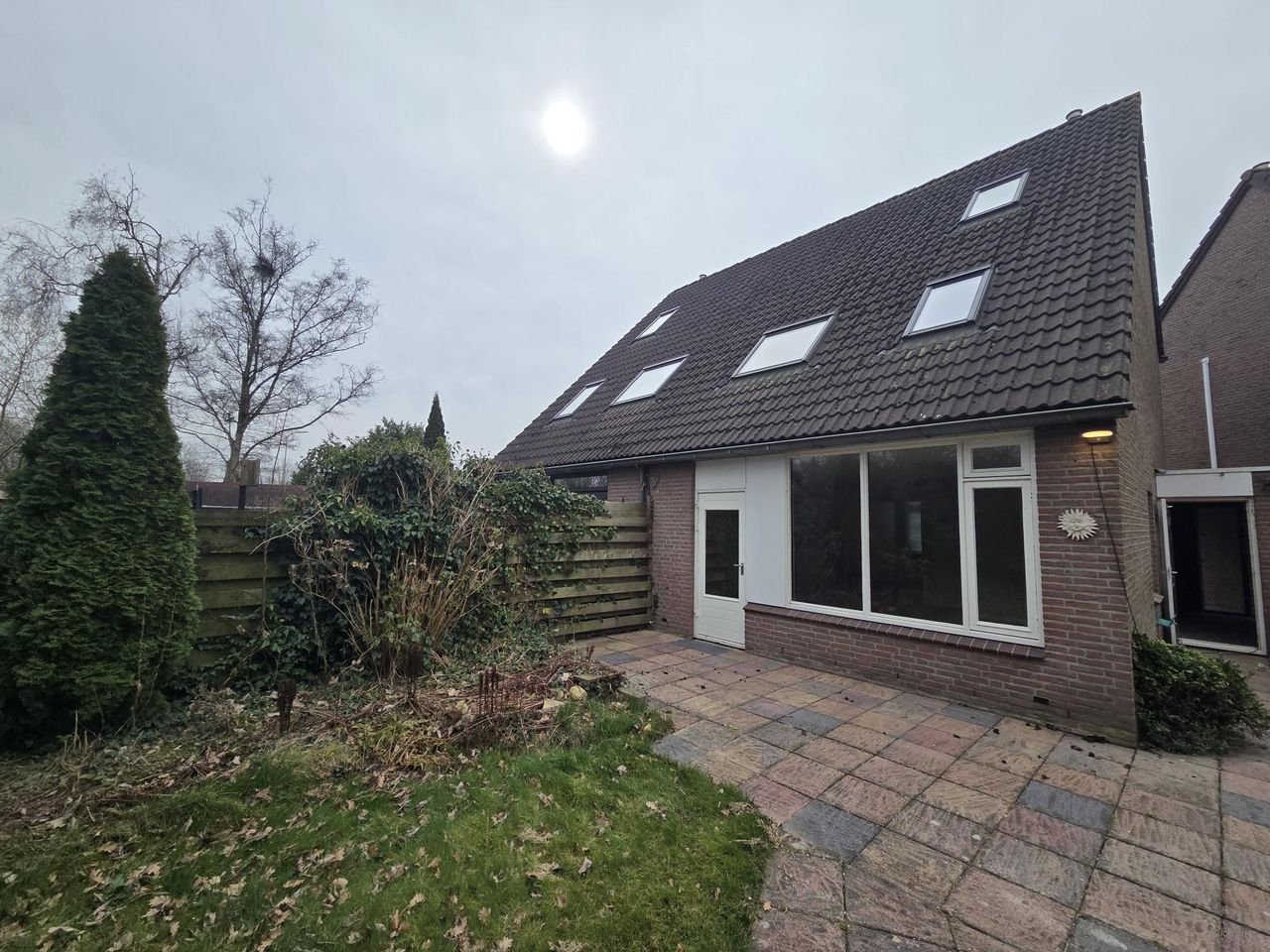 Geschakelde woning van 116 m² met grote tuin - Afbeelding 22