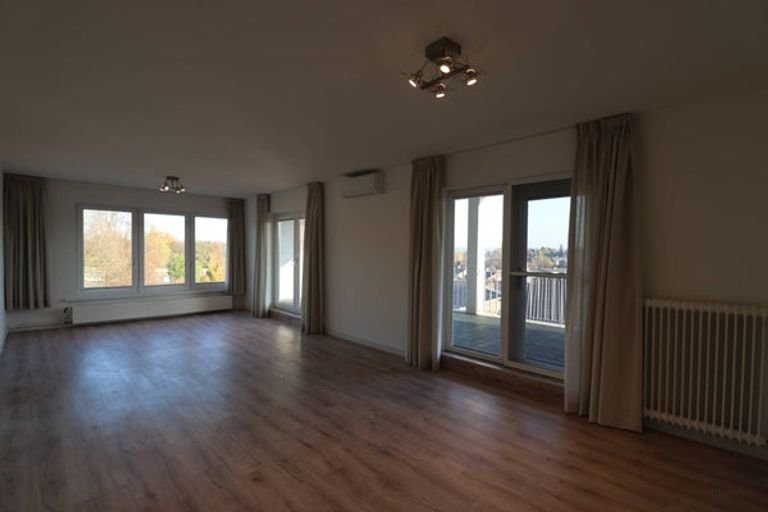 Gerenoveerd appartement aan het Jekerdal met 27m2 terras - Afbeelding 3