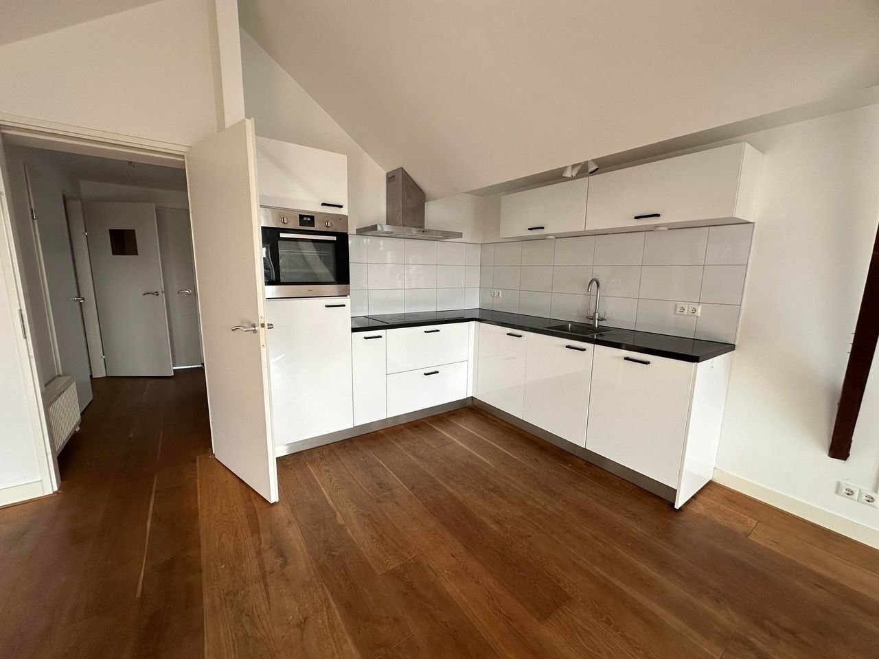 Bovenwoning van 65 m² met balkon in het Nieuwe Westen - Afbeelding 1