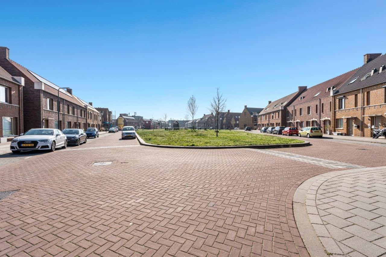 Furnished house with garden in Den Bosch - Image 18