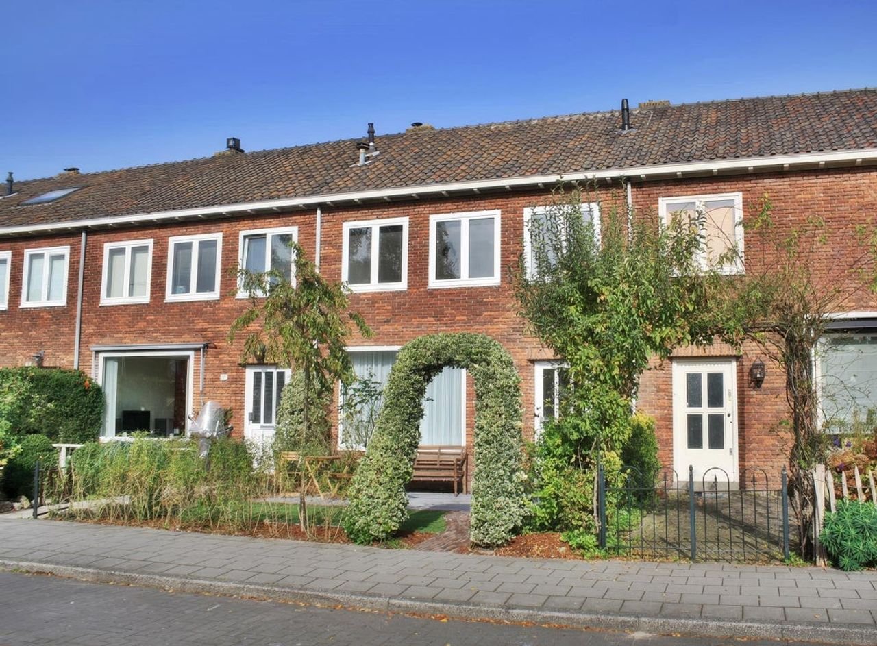 Licht huis van 114m² in Elsrijk - Afbeelding 1