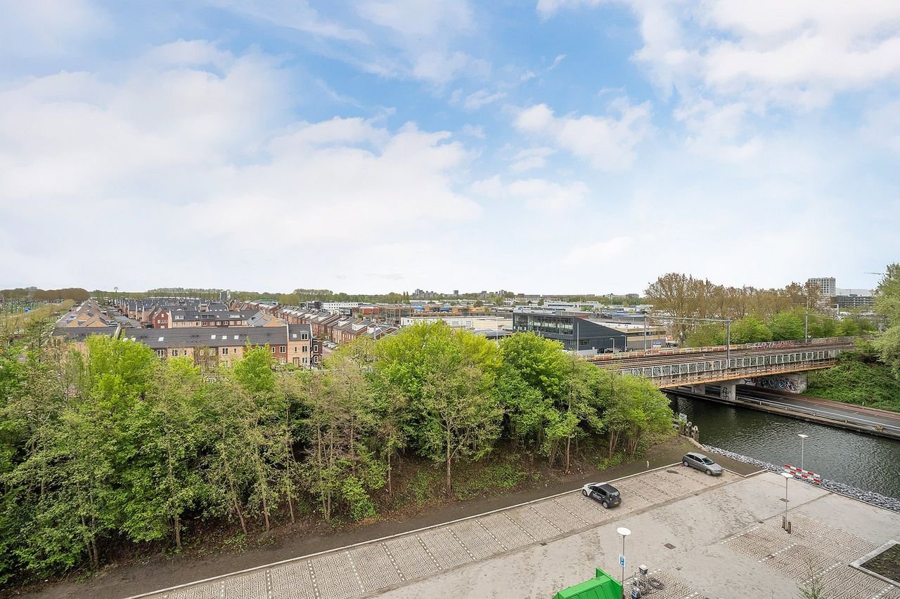 Energiezuinig 3-kamerappartement in centrum Diemen - Afbeelding 12