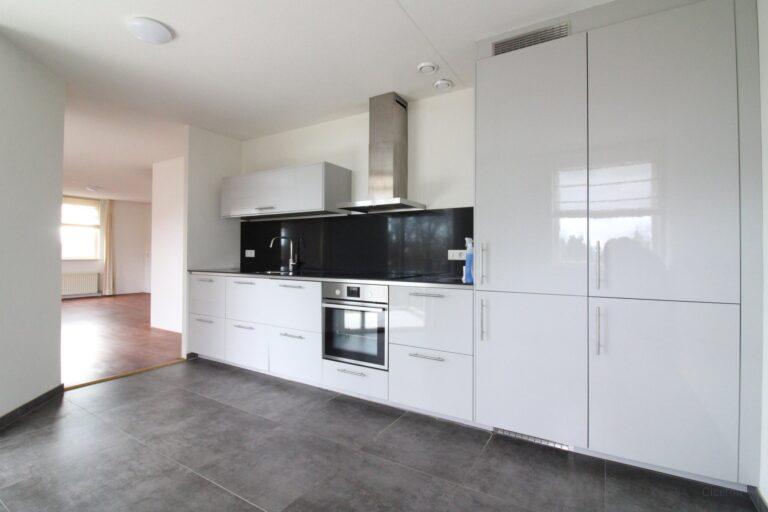 126 m² Maisonette with Large Roof Terrace in Geldrop - Image 7