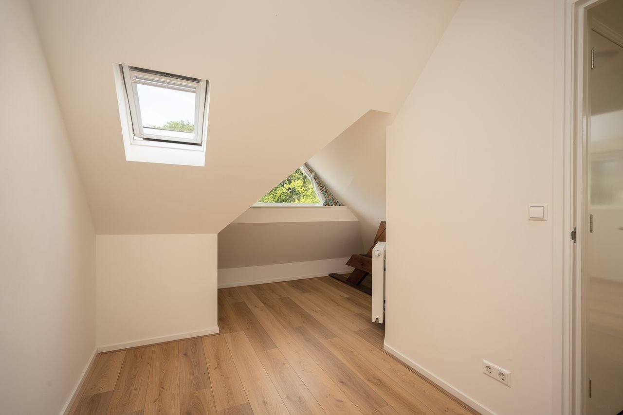 Bright 2-bedroom apartment in Oostdorp - Image 18