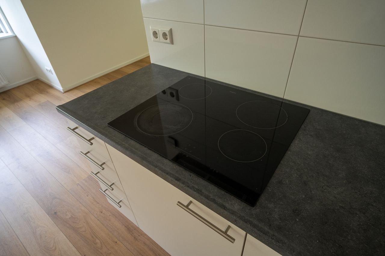 Bright 2-bedroom apartment in Oostdorp - Image 9