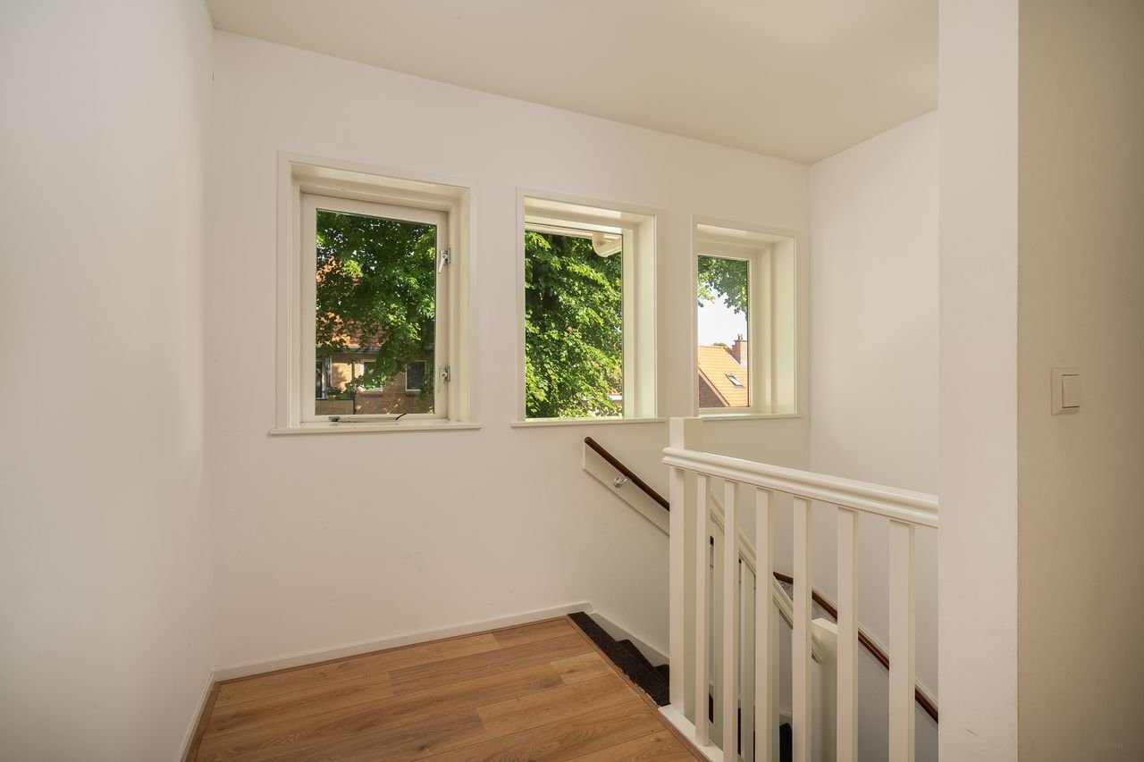 Bright 2-bedroom apartment in Oostdorp - Image 5