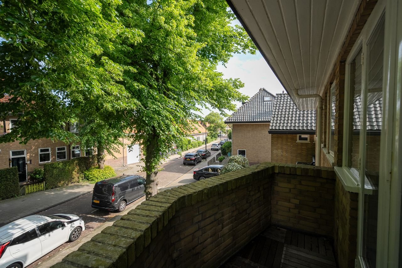 Bright 2-bedroom apartment in Oostdorp - Image 15