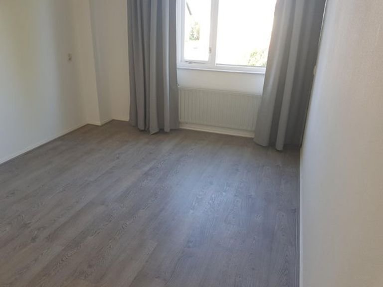 Hoekwoning met garage en grote tuin in Maarn - Afbeelding 20