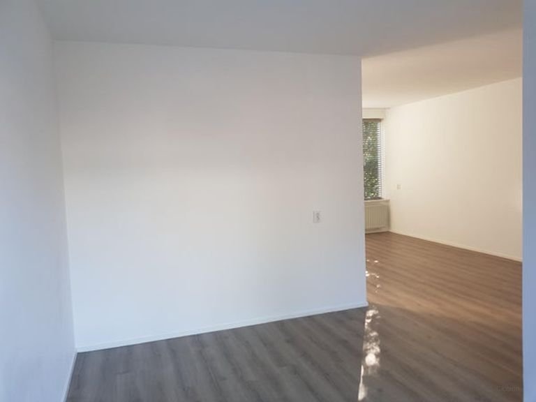 Hoekwoning met garage en grote tuin in Maarn - Afbeelding 11