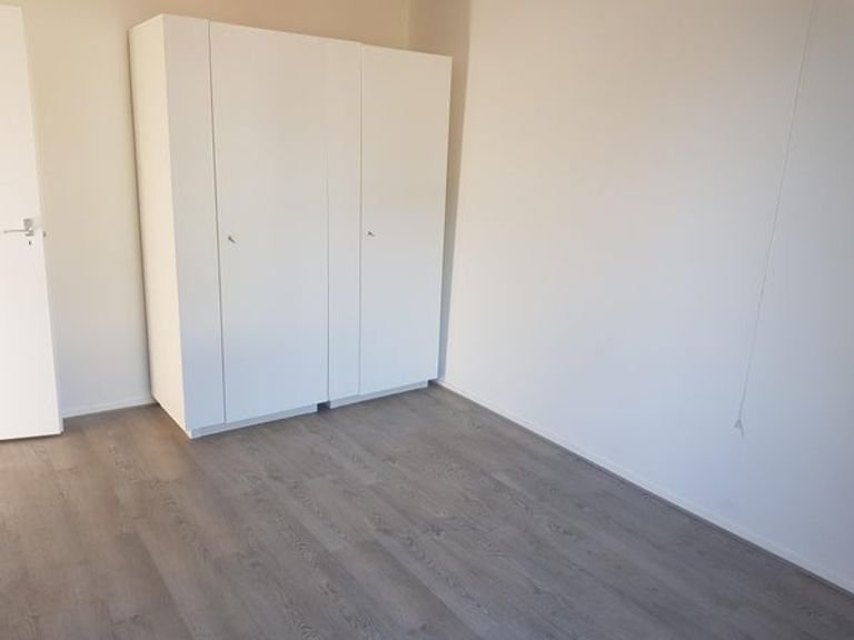 Hoekwoning met garage en grote tuin in Maarn - Afbeelding 21