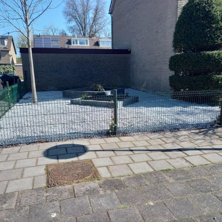 Hoekwoning met garage en grote tuin in Maarn - Afbeelding 3