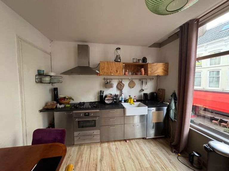 Studentenappartement met balkon op de Denneweg - Afbeelding 1