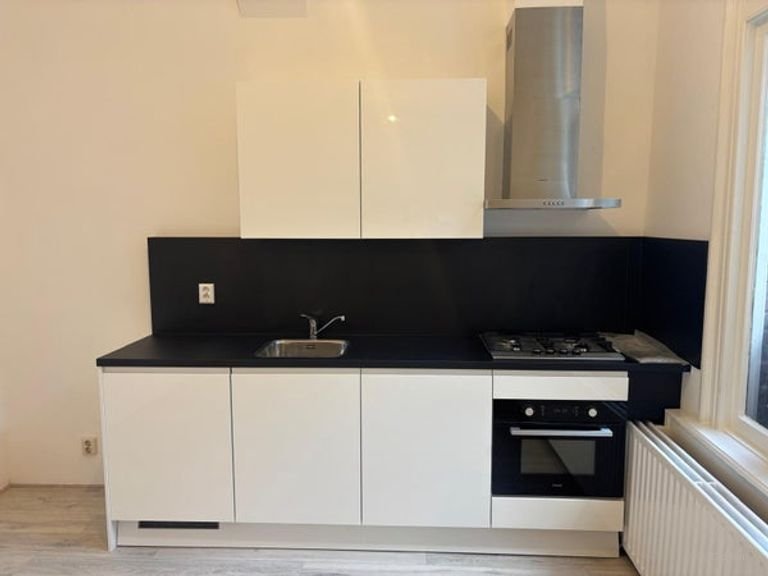 Studio with internet in the heart of Leiden - Image 6