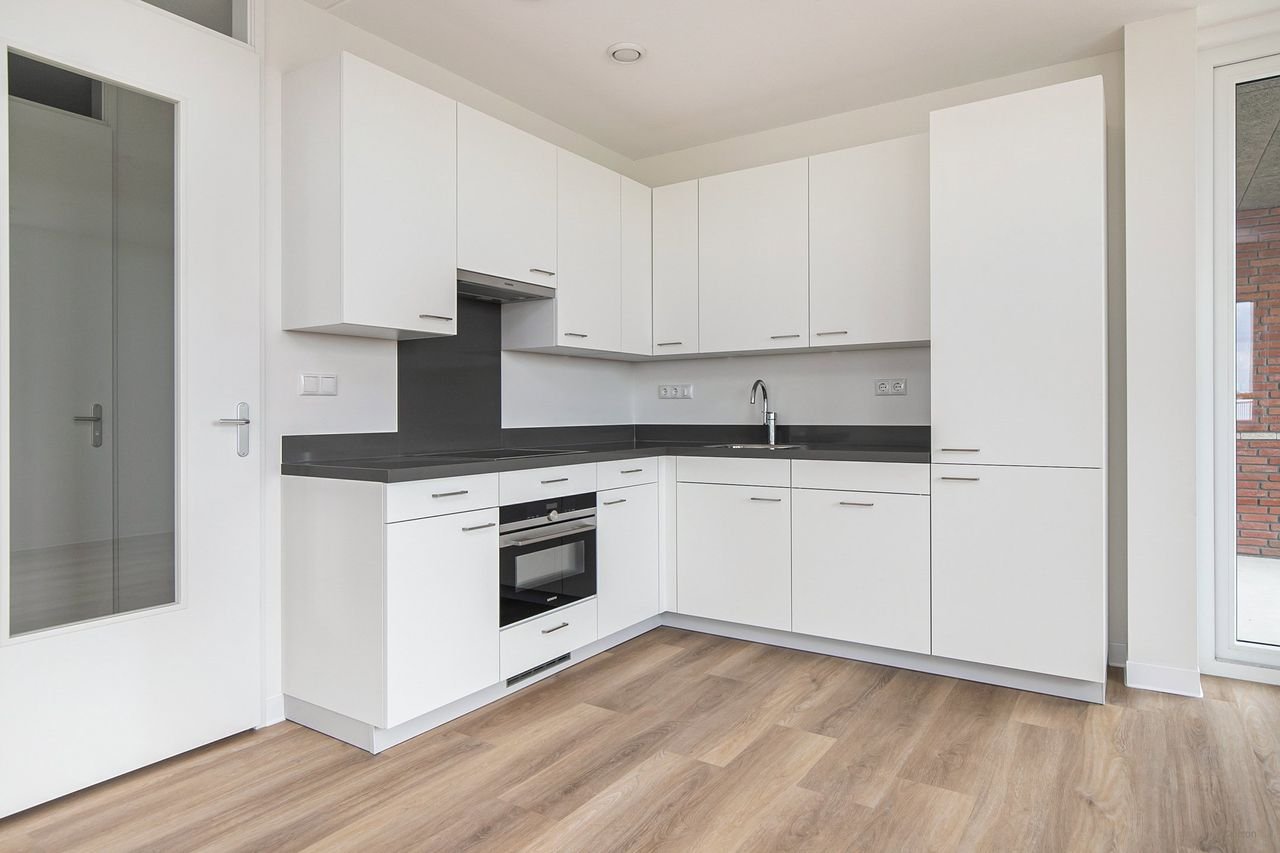 95m² apartment at Suytkade - Image 7