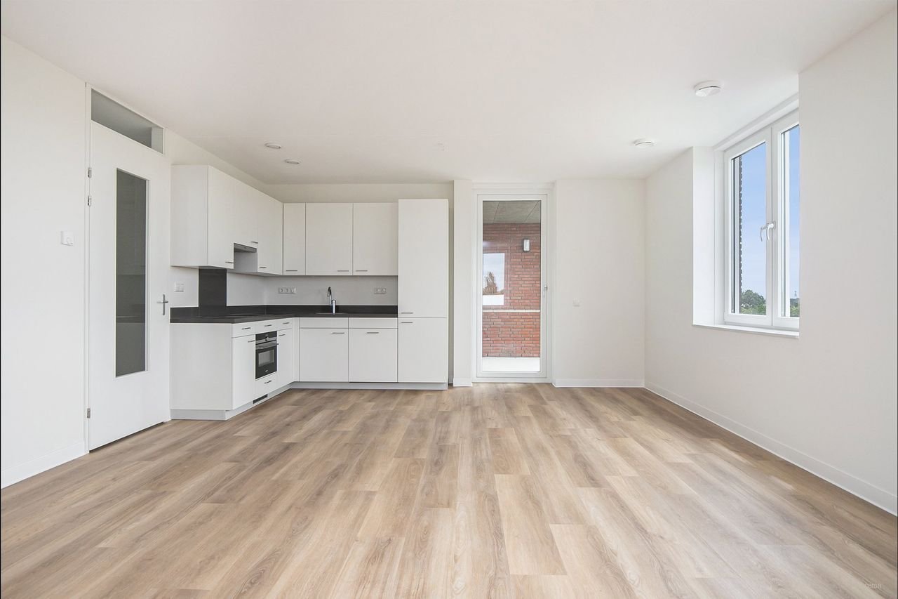 95m² apartment at Suytkade - Image 6