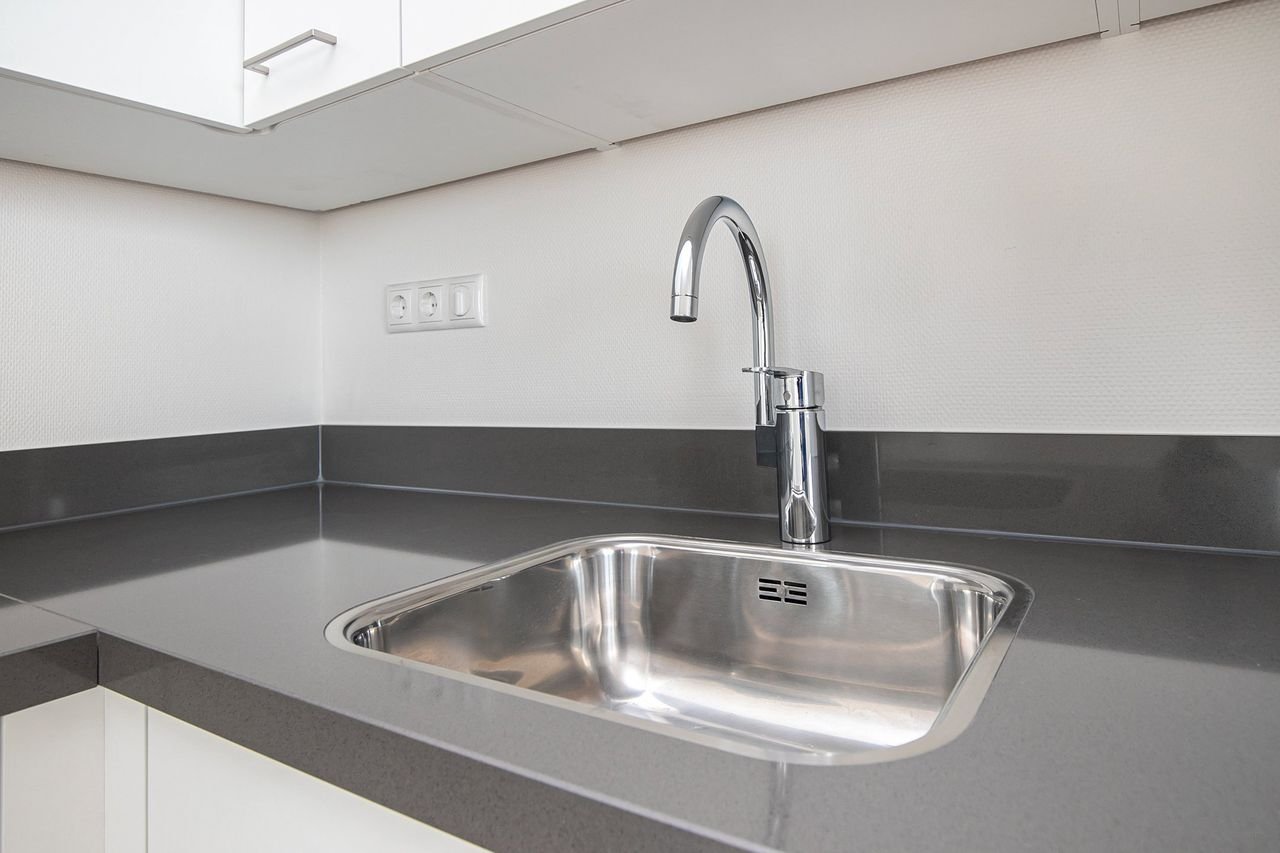 95m² apartment at Suytkade - Image 8