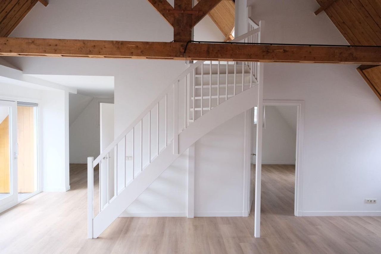 136 m² appartement in oud gemeentehuis Weerselo - Afbeelding 2