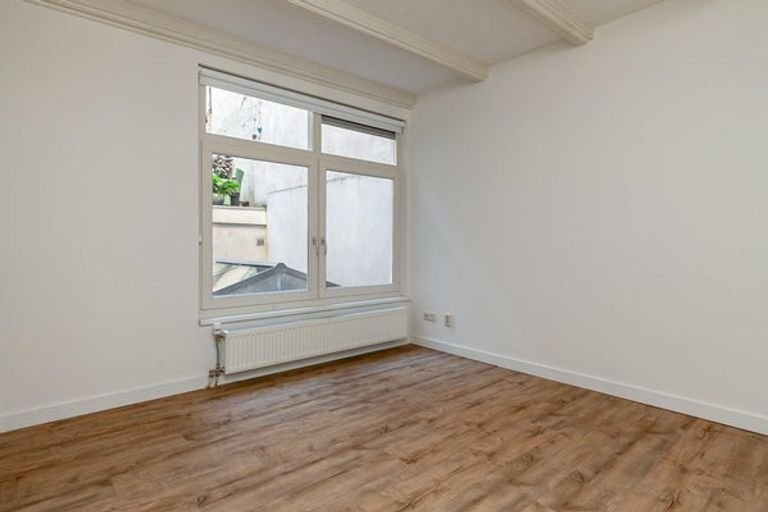 View of the Brouwersgracht - Image 13