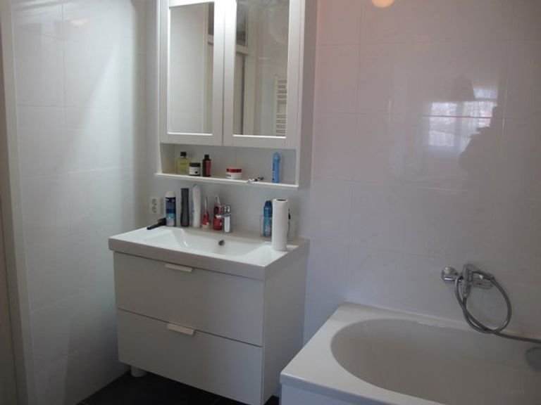 Gemeubileerd 95m² appartement in het Zeeheldenkwartier - Afbeelding 8