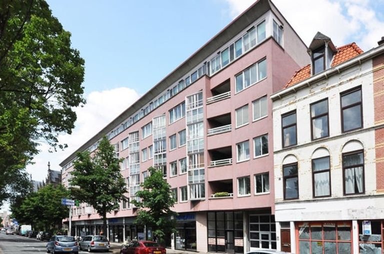Gemeubileerd 95m² appartement in het Zeeheldenkwartier - Afbeelding 2