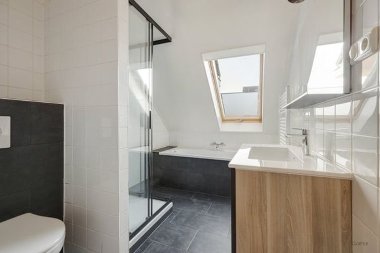 Familiehuis van 125 m² in Almere - Afbeelding 21