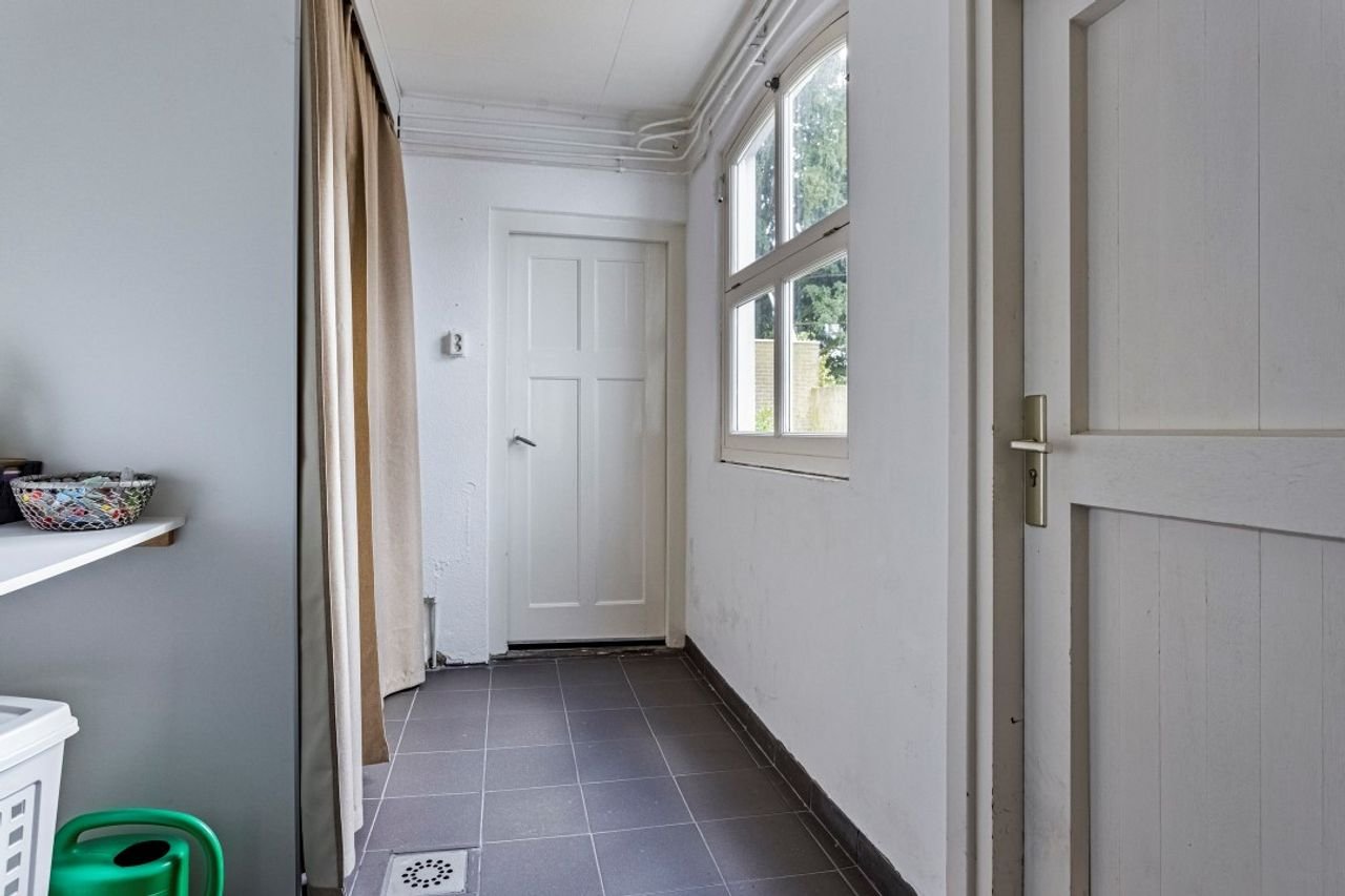 Monumental building of 203m² in Tilburg - Image 17