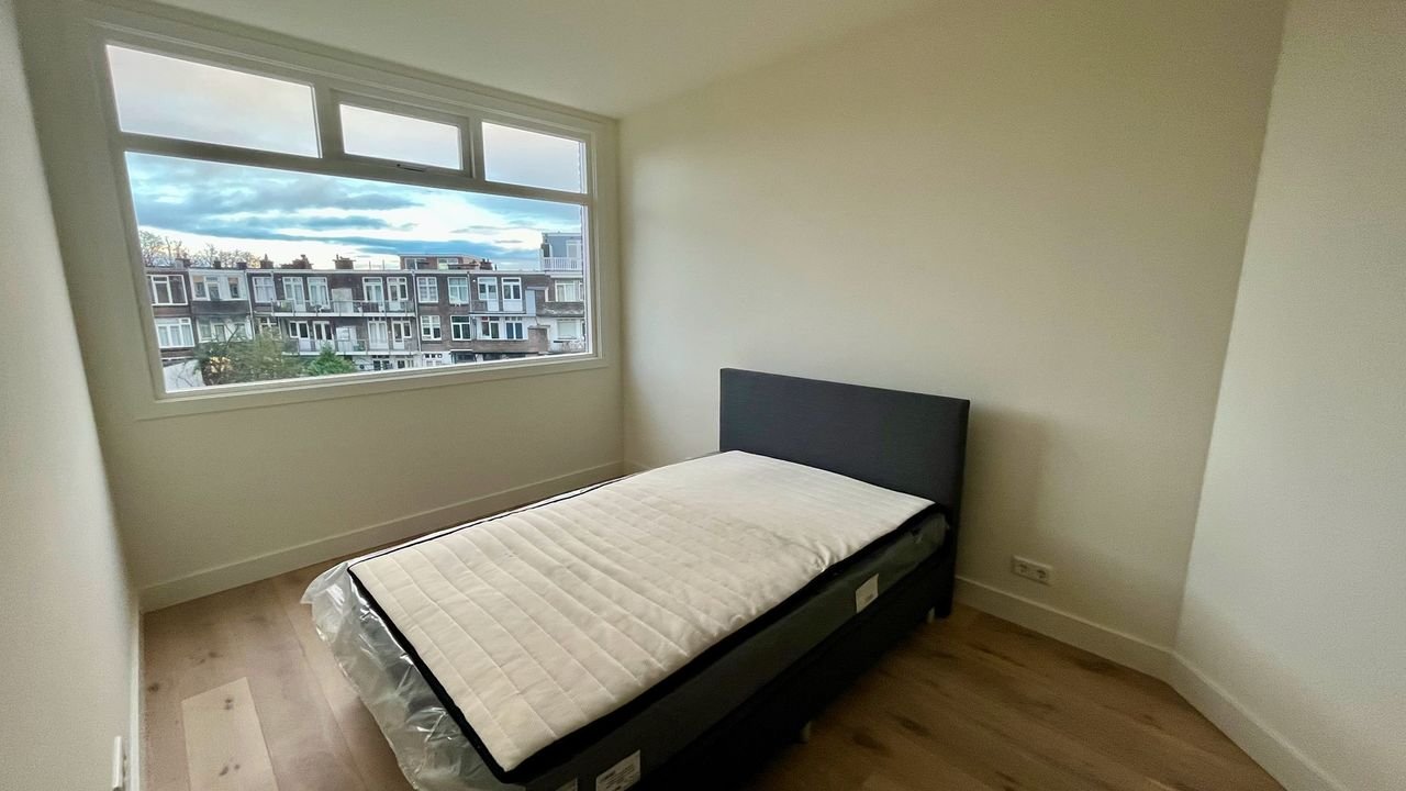 160m² apartment in Bezuidenhout - Image 8