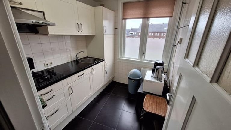 Student room with roof terrace in Den Bosch - Image 4
