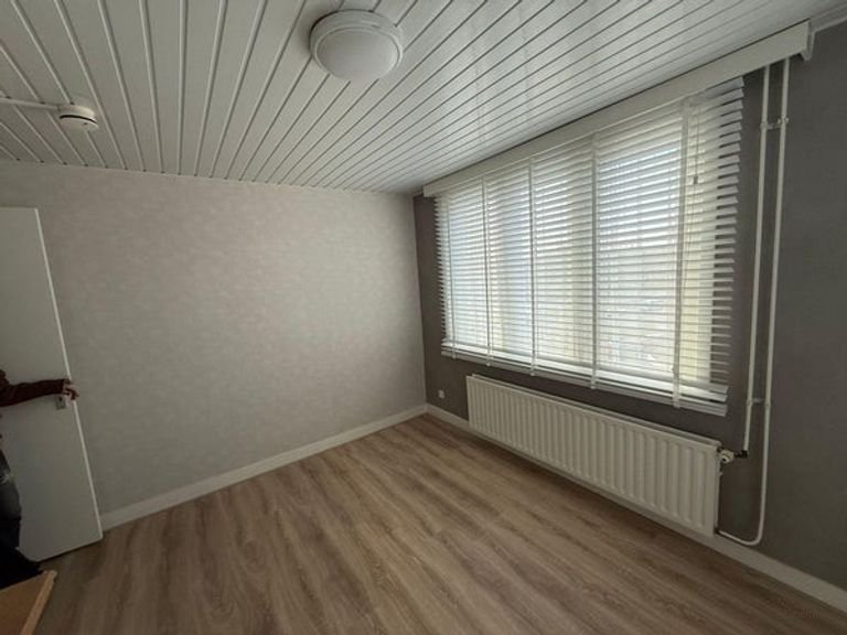 Student room with roof terrace in Den Bosch - Image 3