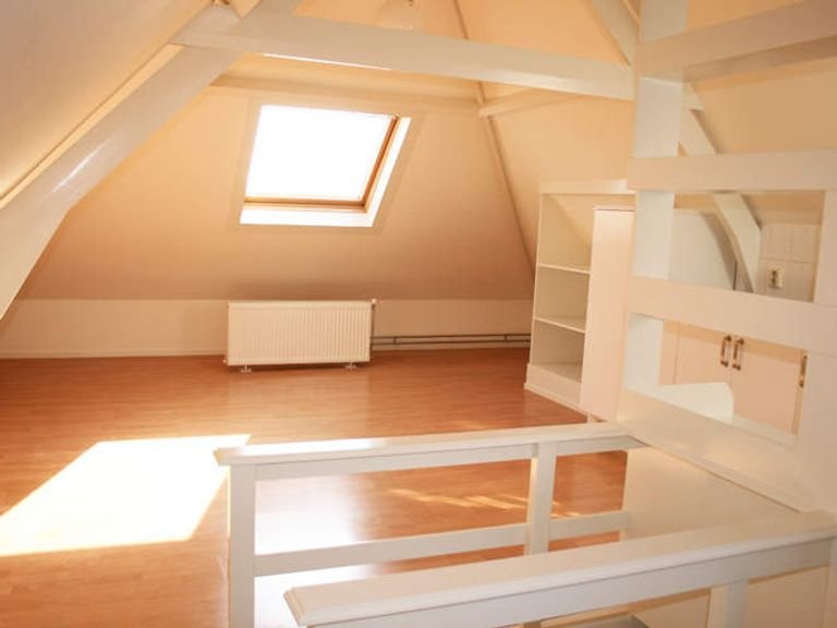 1-bedroom student apartment on Chassestraat - Image 3