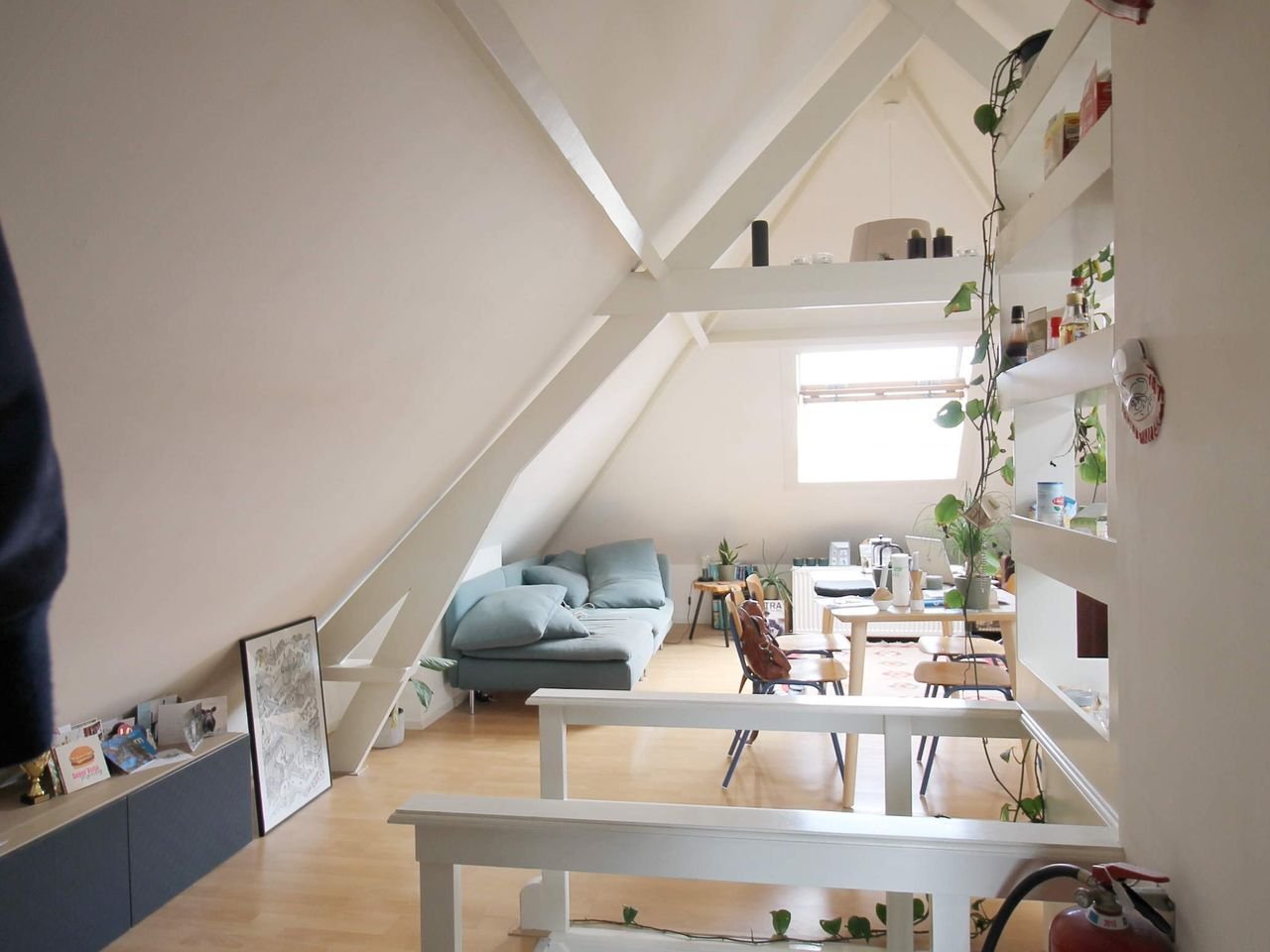 1-bedroom student apartment on Chassestraat - Image 15