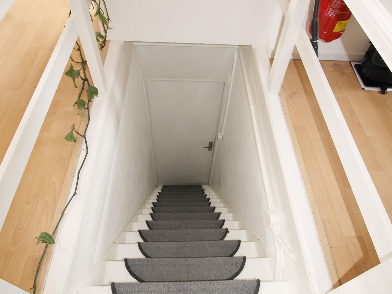 1-bedroom student apartment on Chassestraat - Image 7